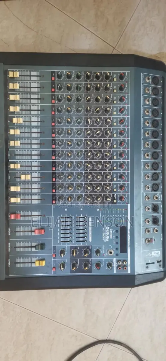 16 Channel Mixer Forsalr · Photo 1
