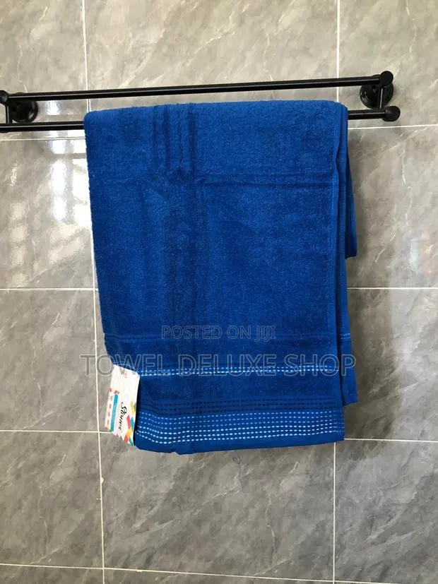 Royal Blue Bath Towel · Photo 1
