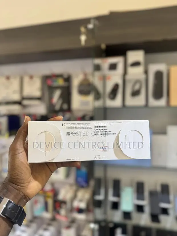 Apple Watch Series 10 42mm Cel + GPS · Photo 1