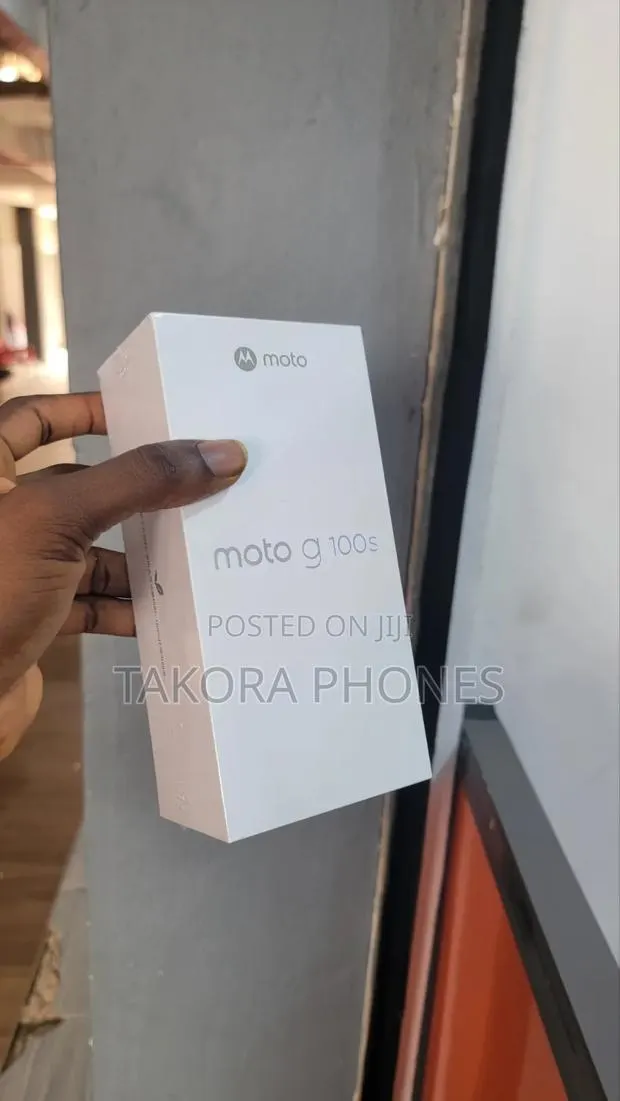 New Motorola Moto G100 5G 256 GB Gray · Photo 1