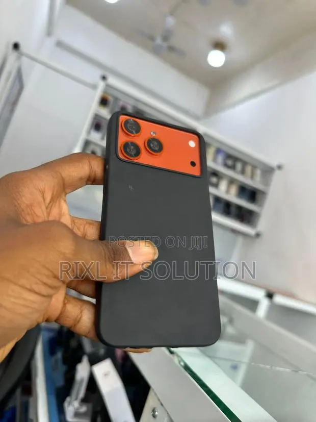 Oppo A17 128 GB Orange · Photo 1