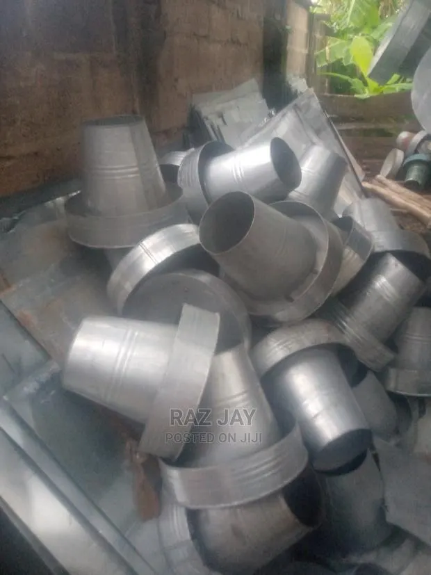 18kg Pure Galvanized Poultry Feeders Are Available · Photo 1