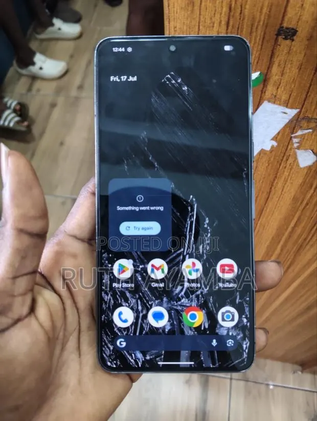 Google Pixel 8 Pro 128 GB Black · Photo 1