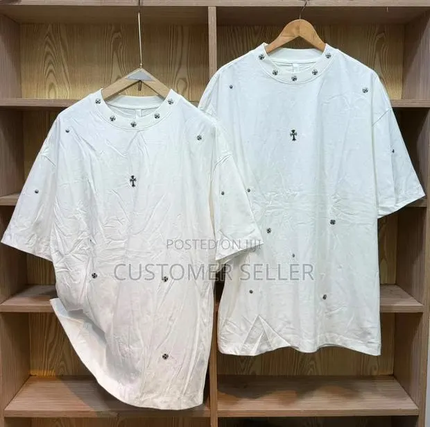 White T-Shirt · Photo 1