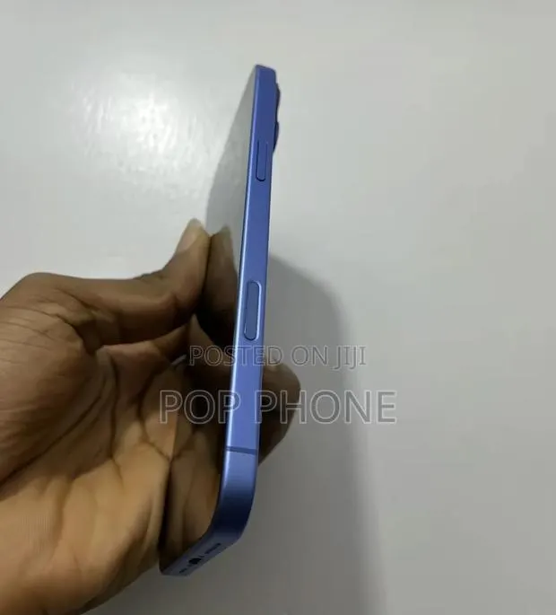 Apple iPhone 16 Plus 128 GB Blue · Photo 1