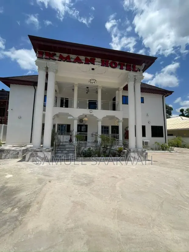 4bdrm Farm House in 100, Asokore Mampong Municipal for sale · Photo 1