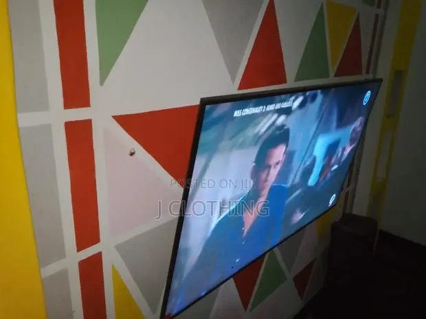 Samsung 55inch Smart TV · Photo 1