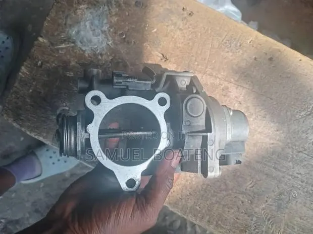 Toyota Hilux 5l Diesel Throttle · Photo 1