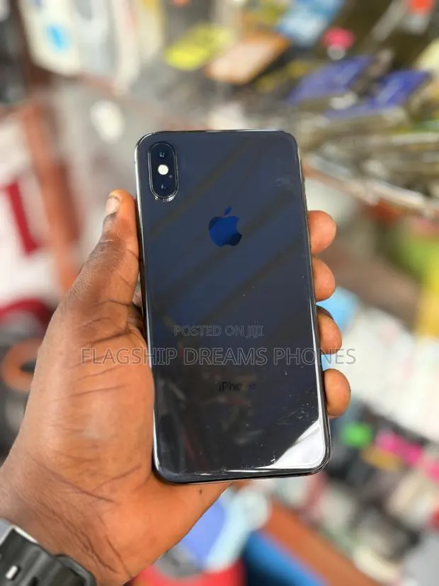 Apple iPhone XS 256 GB Black · Photo 1