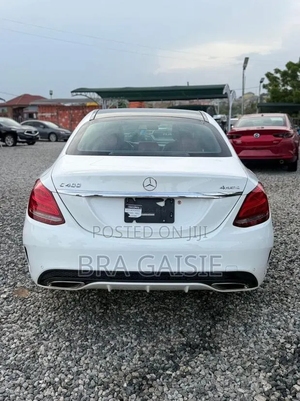 Mercedes-Benz C400 4Matic AWD Sedan (3.0L V6 7A) 2015 White · Photo 1