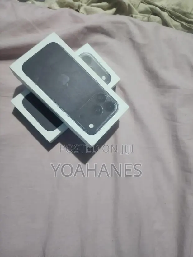 New Apple iPhone 18 Pro 256 GB Black · Photo 1