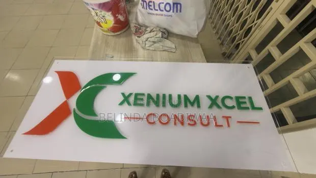 3d and 2d Signage · Photo 1