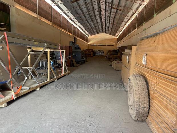 1500 SQM Warehouse Located at Spintex for Rent · Photo 1