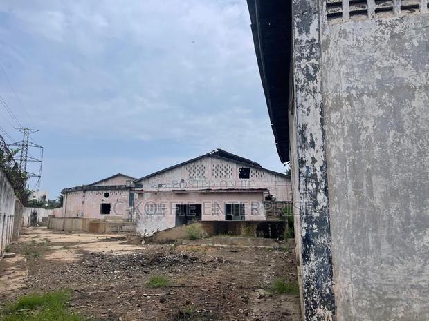 2 Aces Land at Graphics Road Accra for Sale. · Photo 3