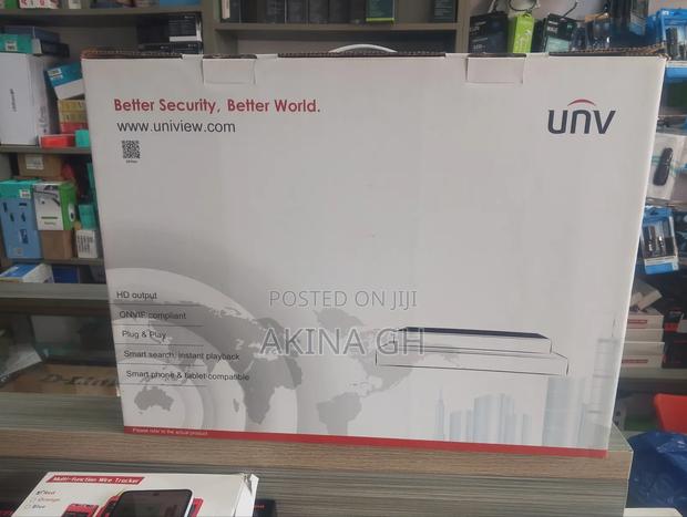 Uniview 16ch Poe NVR Nvr302-16e2-P16 · Photo 1
