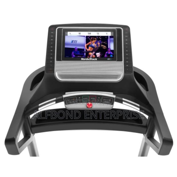 Nordictrack T9.5 Treadmill · Photo 4