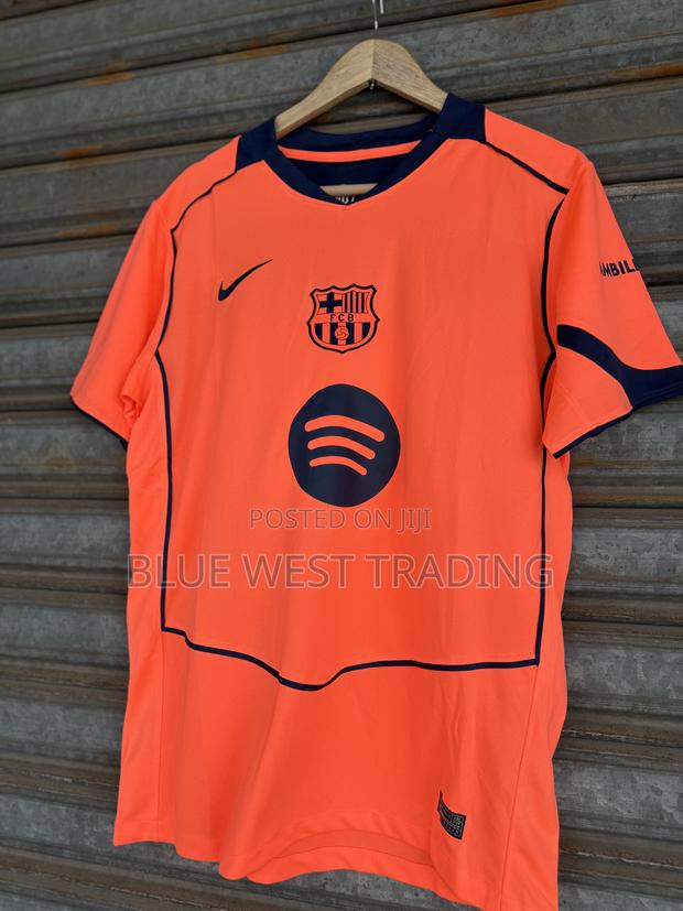 Barcelona 2025/2026 Third Jersey _ Barcelona 2025/2026 Third Kit · Photo 5