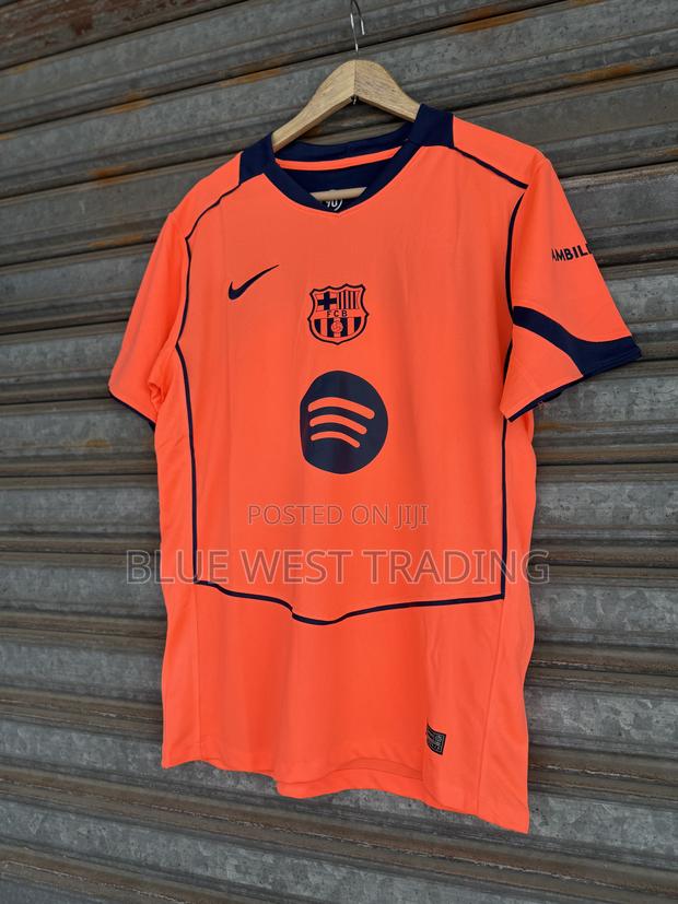 Barcelona 2025/2026 Third Jersey _ Barcelona 2025/2026 Third Kit · Photo 1