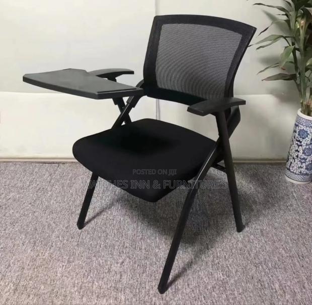 Offce Chair With Writing Board for Training, Lectures, School Etc · Photo 1