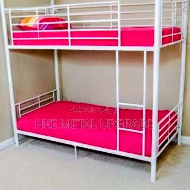 Meta Bank Bed for Special Order · Photo 1