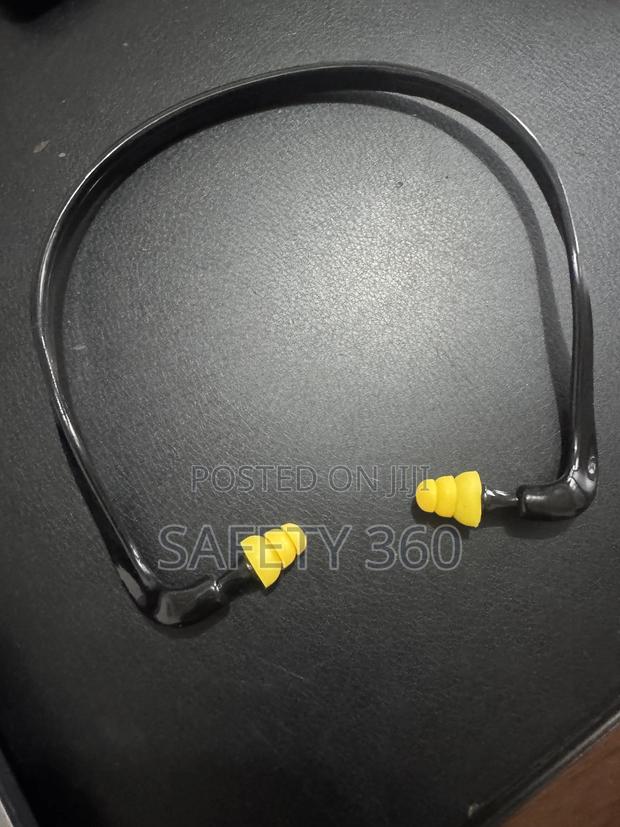 Safety Earplugs · Photo 1