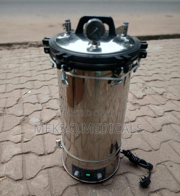 Autoclave Machine 30 Ltrs With Timer · Photo 1