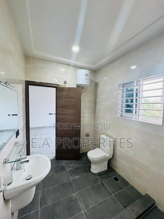 4bdrm House in E A Properties, SDA Area for sale · Photo 8