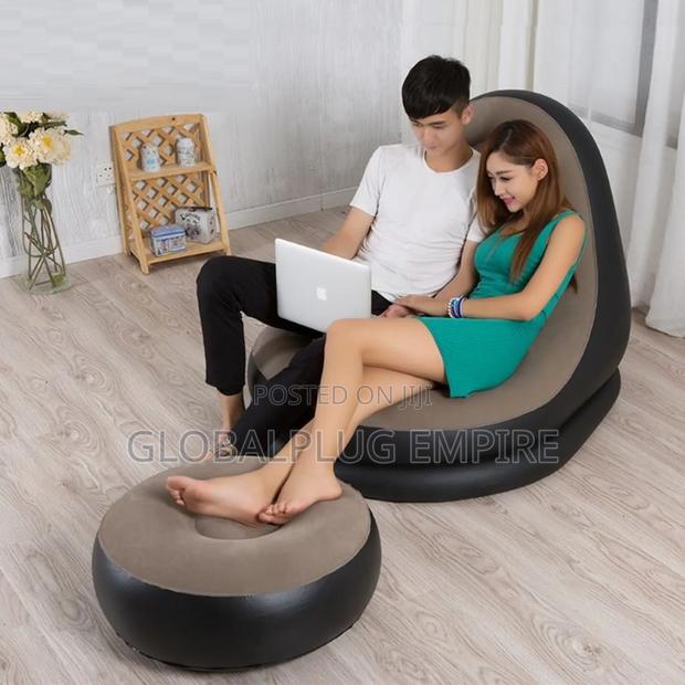 Inflatable Sofa Comfort on the Go! · Photo 1