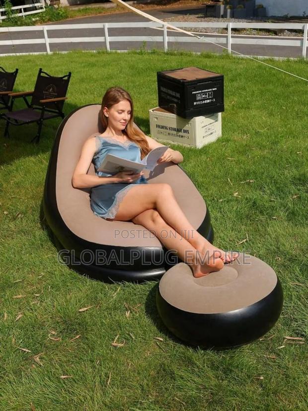 Inflatable Sofa Comfort on the Go! · Photo 3