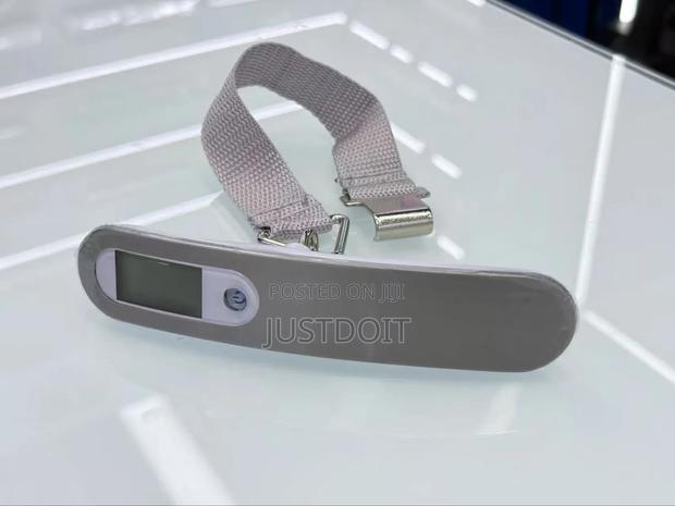 Luggage Scales · Photo 1