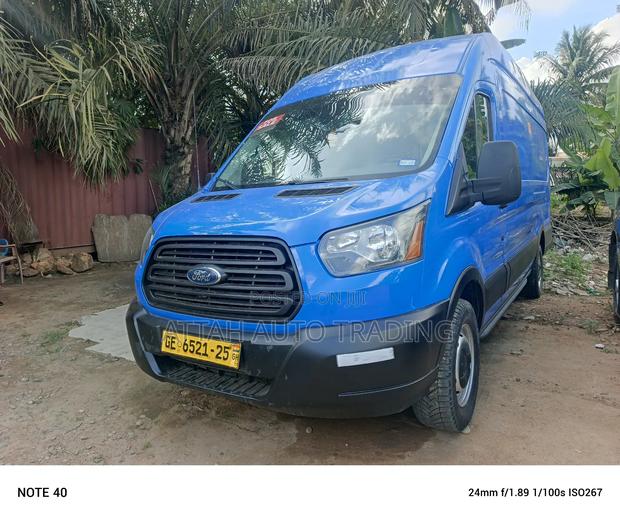 Ford Transit 2012 Blue · Photo 4