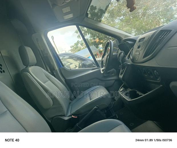 Ford Transit 2012 Blue · Photo 6