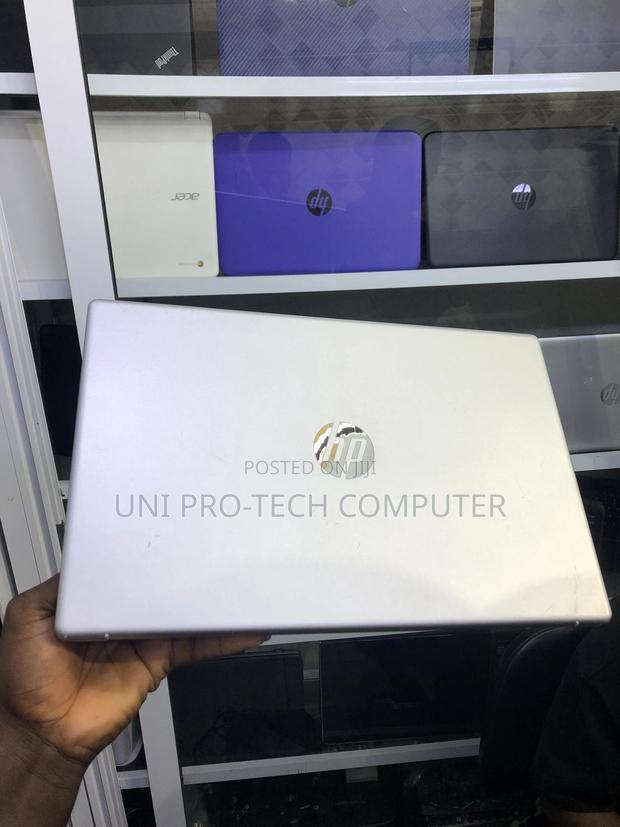 Laptop HP 15-Da2933nia 8GB Intel Core I3 SSD 256GB · Photo 2