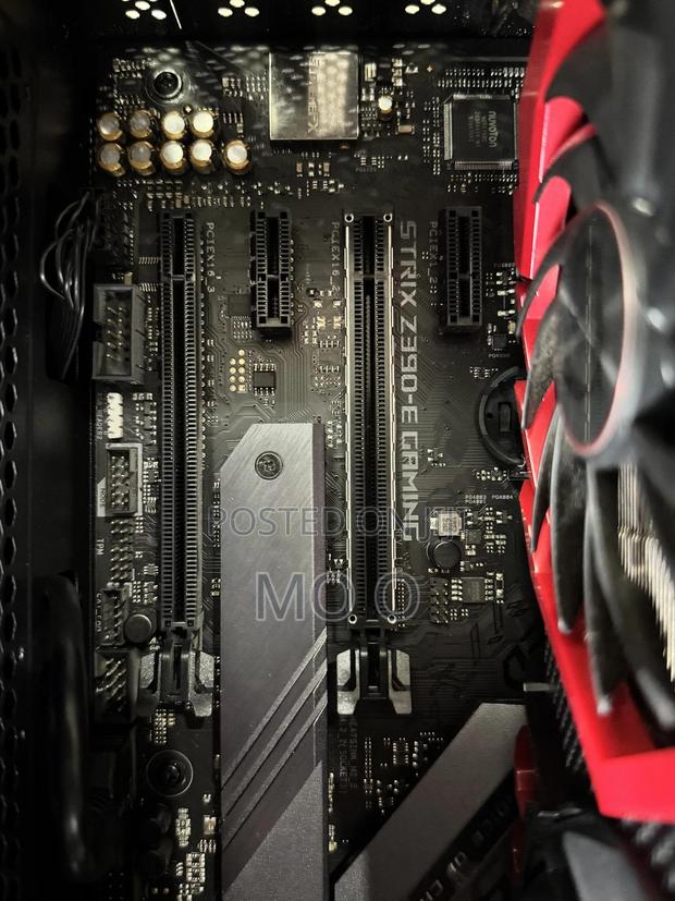 Desktop Computer Asus ROG Strix GL12 16GB Intel Core I9 SSD 512GB · Photo 7