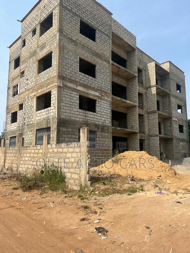 8bdrm Apartment in Ot Dream Auto, Spintex for sale · Photo 3