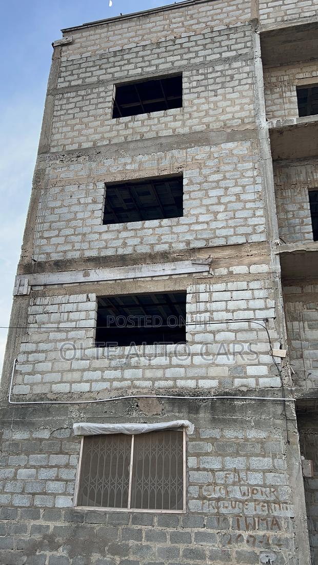 8bdrm Apartment in Ot Dream Auto, Spintex for sale · Photo 7