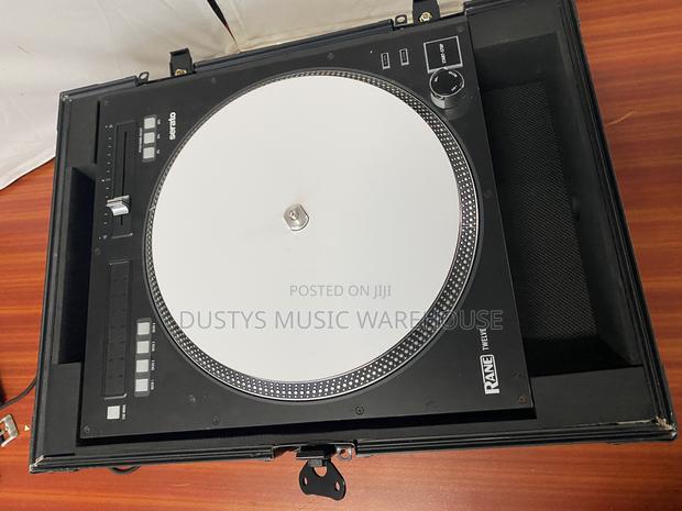 Rane Twelve W Case · Photo 7