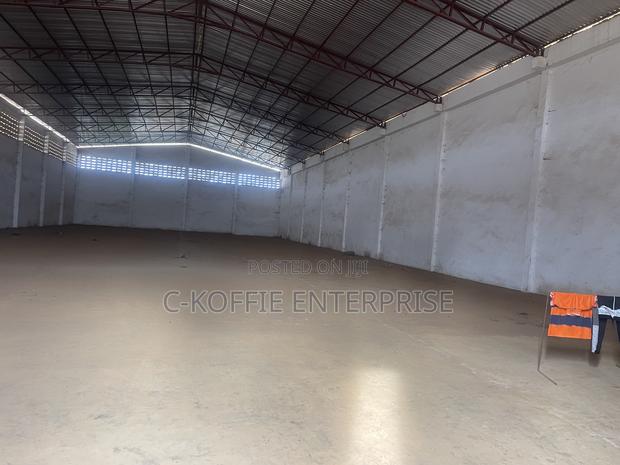 850 SQM Warehouse at Spintex for Lease · Photo 7