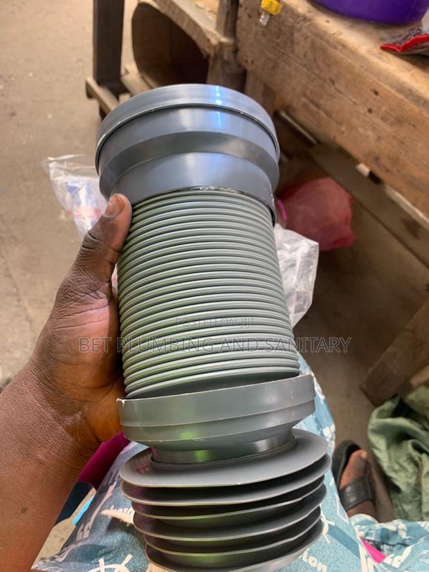 4 Inches Adapter for Water Closet (Wc) · Photo 1