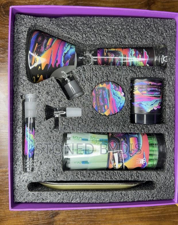 Smoke Accessories Set · Photo 2