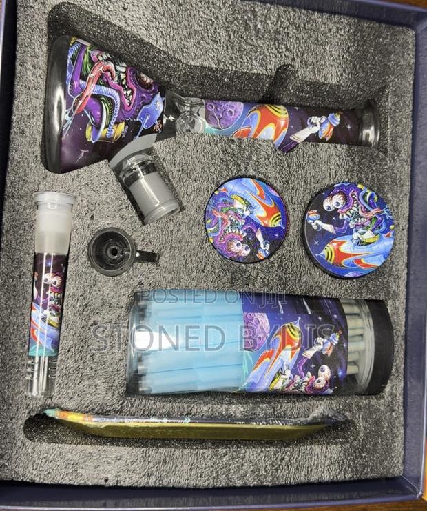Smoke Accessories Set · Photo 3
