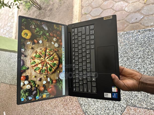 Laptop Lenovo 8GB Intel Core i5 SSD 256GB · Photo 2