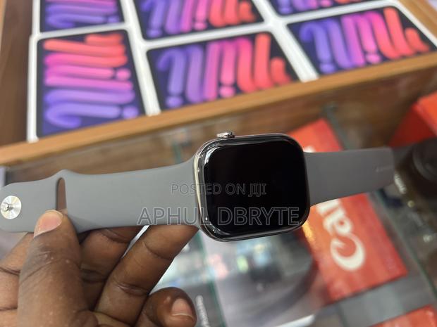 Apple Series Watch 10 46mm Cellular Stainless · Photo 2