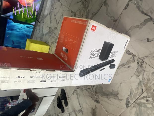 JBL Bar 1000 Pro 7.1.4 Soundbar With 10 In. Wireless Subwoofer Detacha · Photo 1