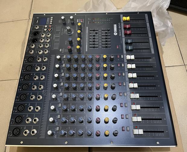 SMX-8 Mixer Console 8-Ch Premium Mic/Line Powerd Mixe · Photo 4