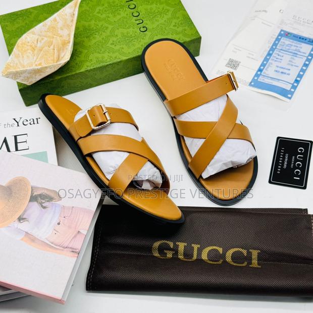 Quality And Executive Gucci Slippers · Photo 2