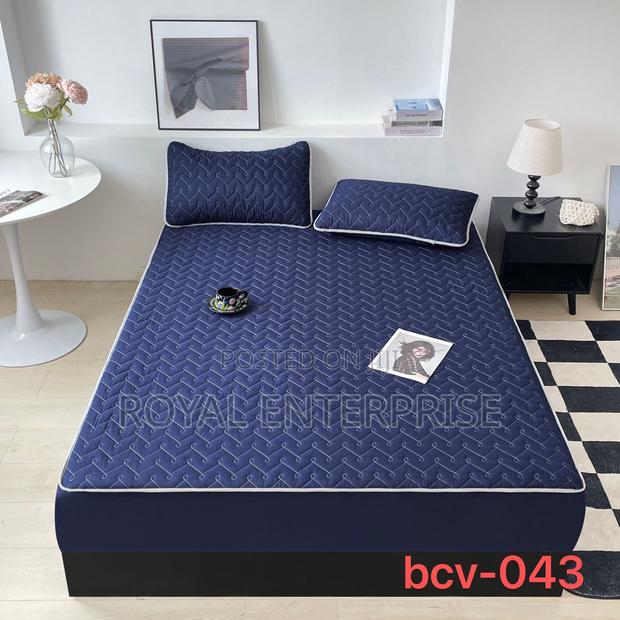 Protect Your Mattress: Waterproof Cover ( Double, Queen and King Size) · Photo 1