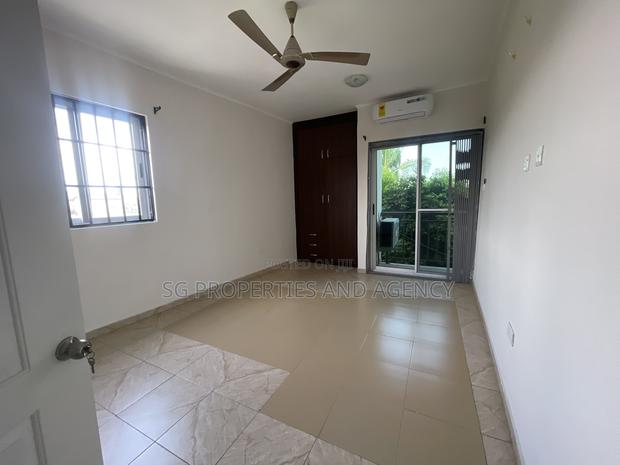 3bdrm Townhouse / Terrace in Tseaddo, Accra Metropolitan for rent · Photo 8