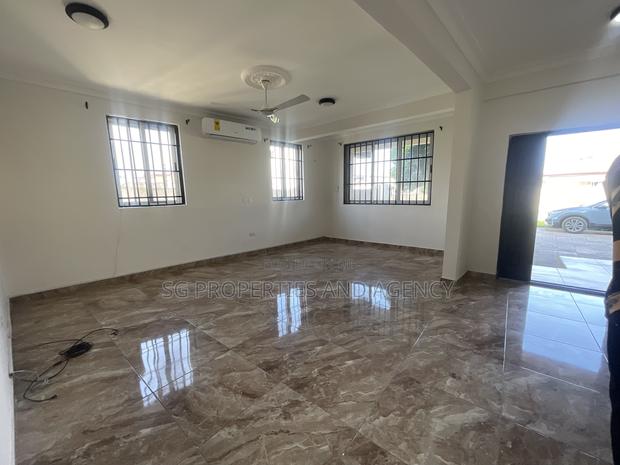 3bdrm Townhouse / Terrace in Tseaddo, Accra Metropolitan for rent · Photo 7