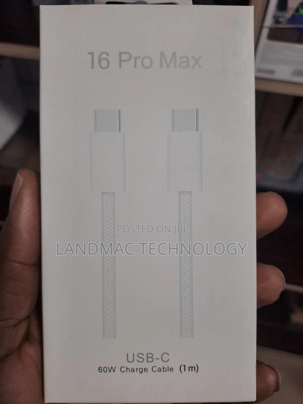 Original Usb C to Usb C Charging Cable for iPhone 15 and 16 · Photo 4